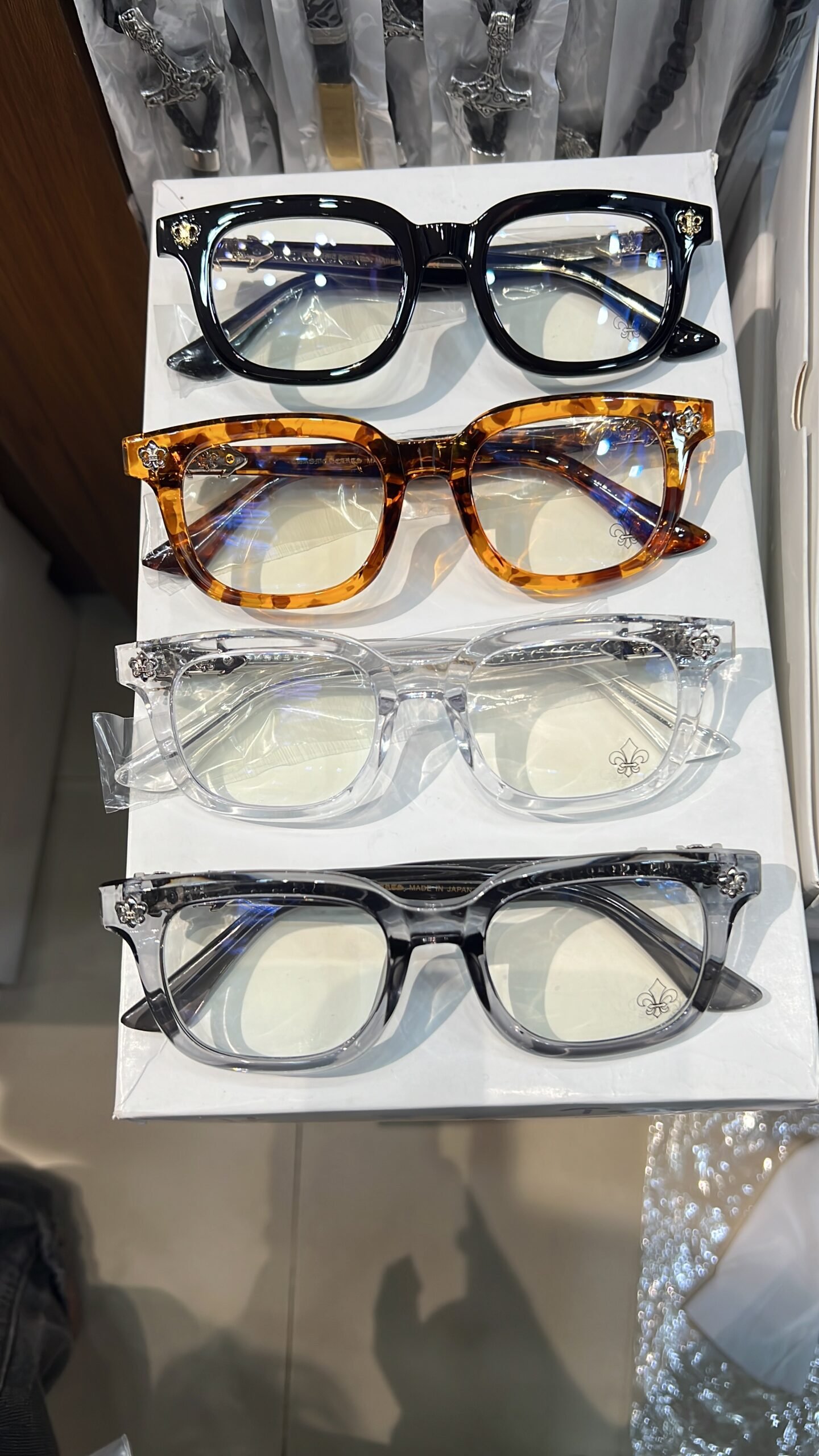 Croma Hearts Glass - Image 2